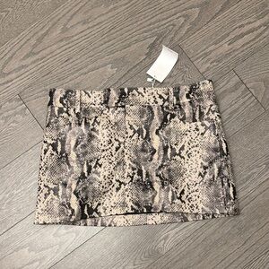 Mango Cream and Black Pencil Mini Skirt Night Out